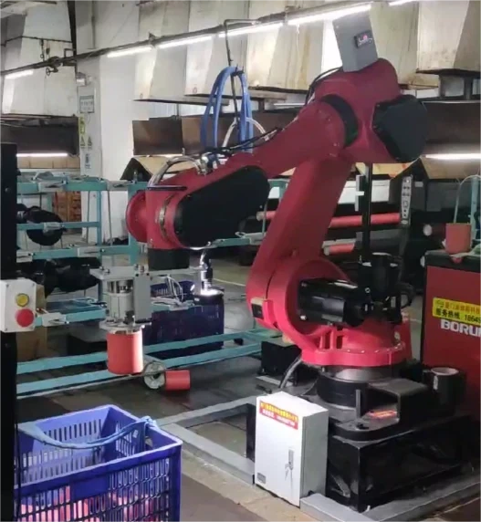 Siete ejes avanzados, ¿se mejora una vez más el espacio libre de los robots i...